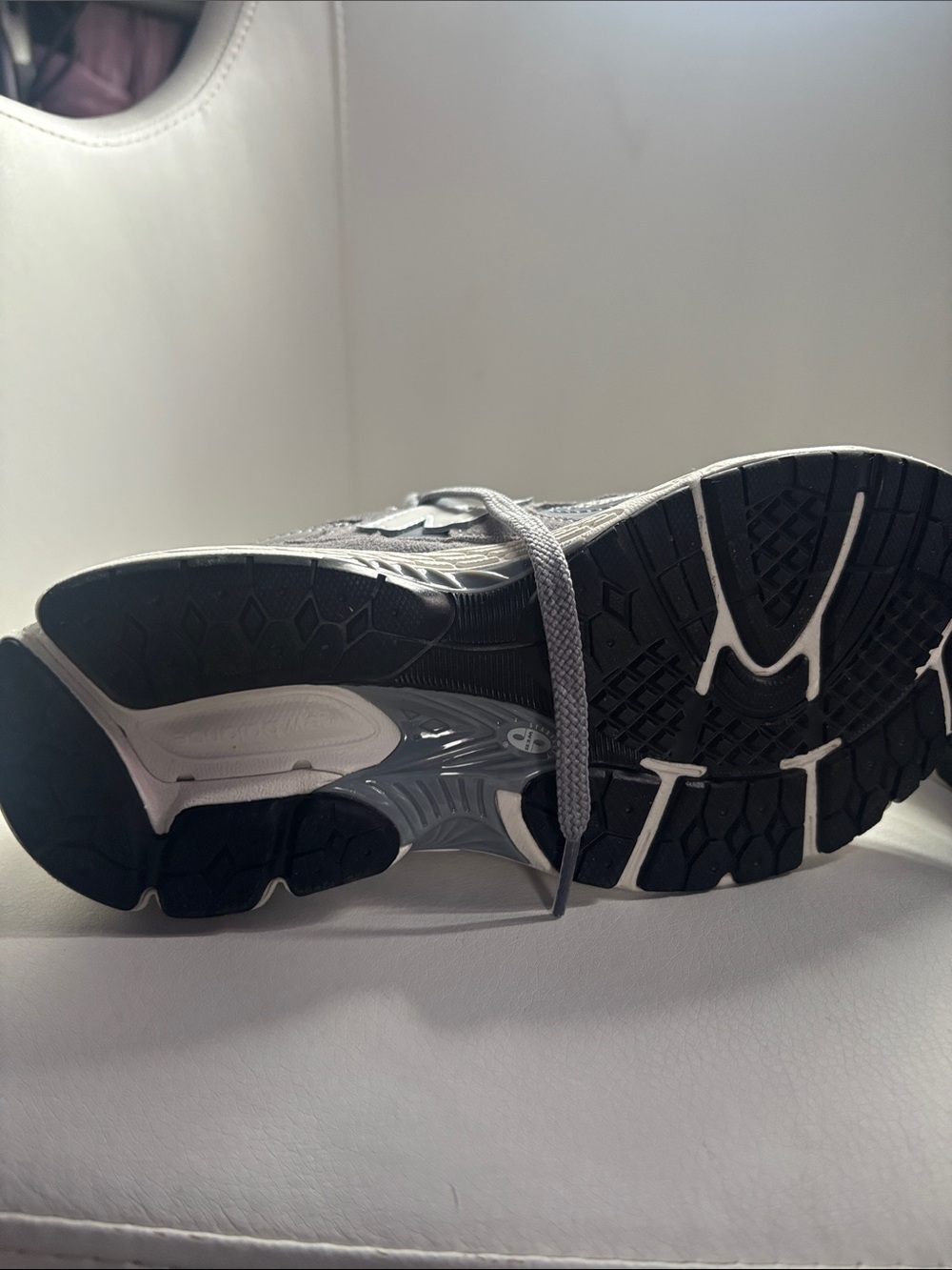 New Balance Kids Grey Mesh & Suede Sneaker - Picture 8 of 9